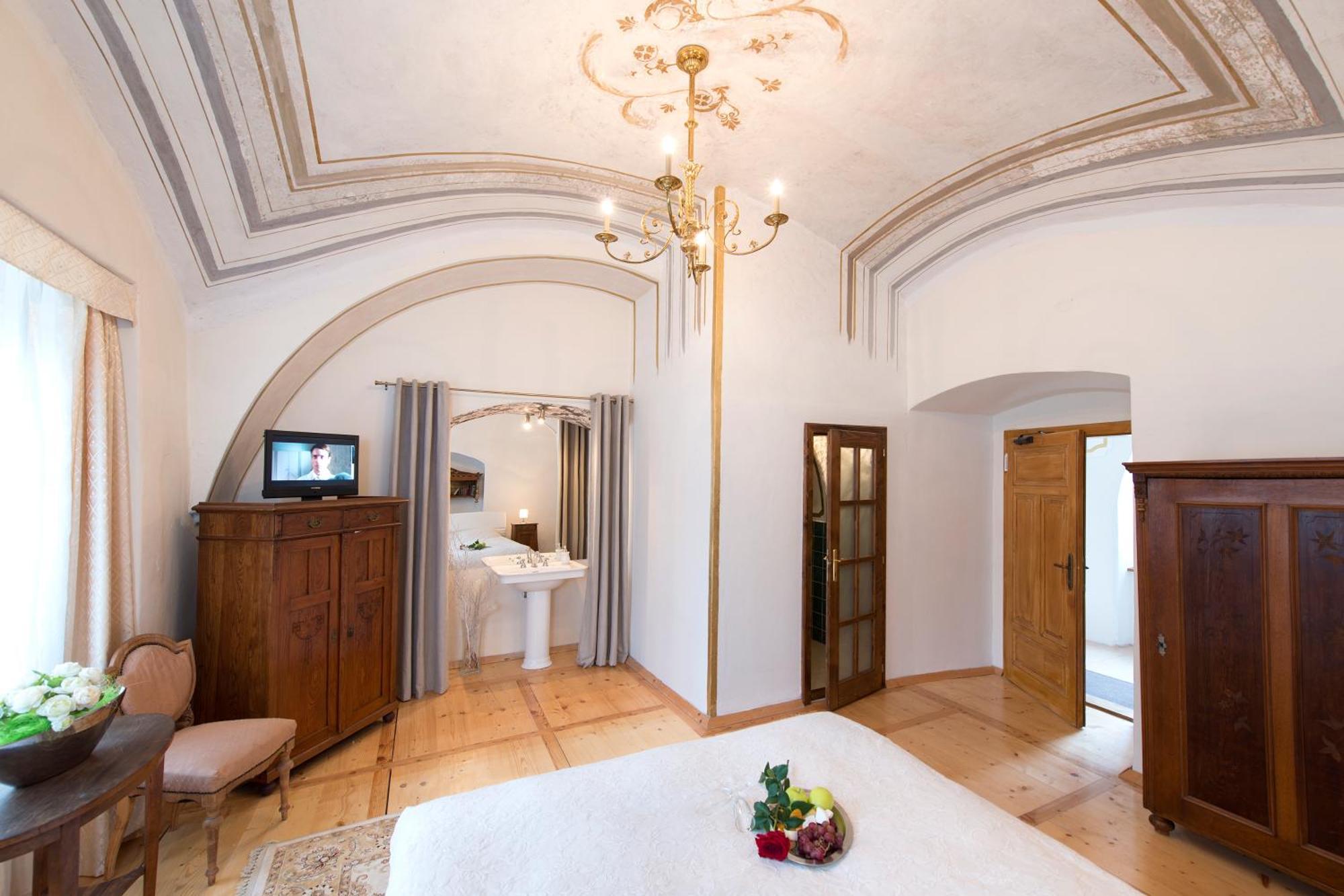 Chateau Grandcastle Liptovský Hrádok 객실 사진